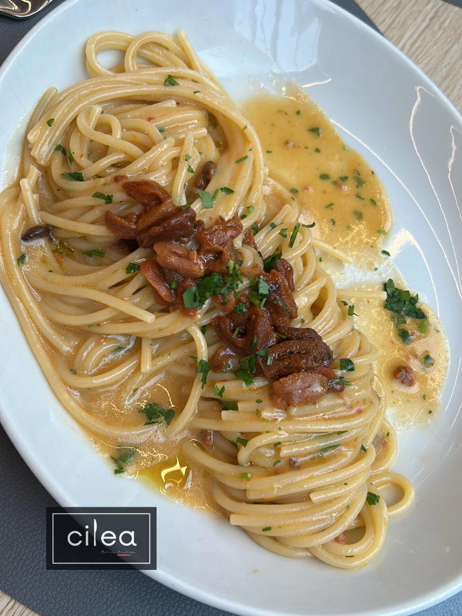 Spaghettoni ai Ricci di Mare